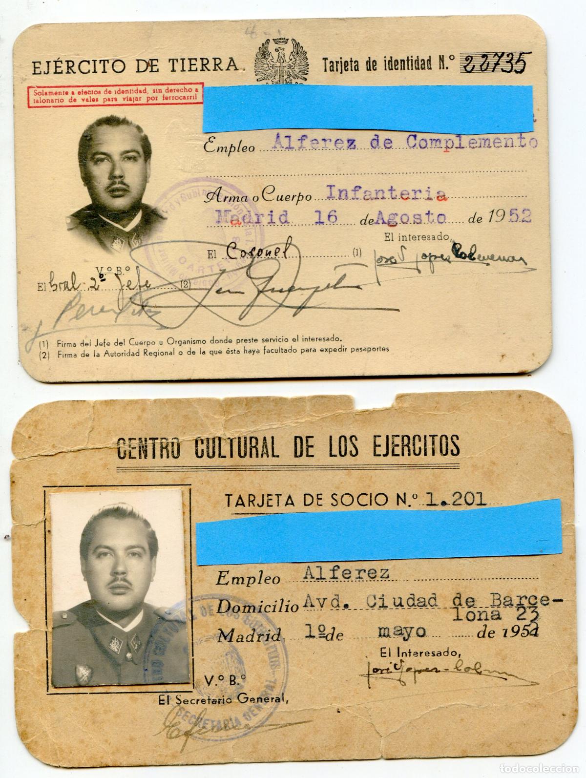 Militaria: Dos carnets de un alf&eacute;rez de complemento y del centro cultural de los ej&eacute;rcitos, de 1953 - Foto 1
