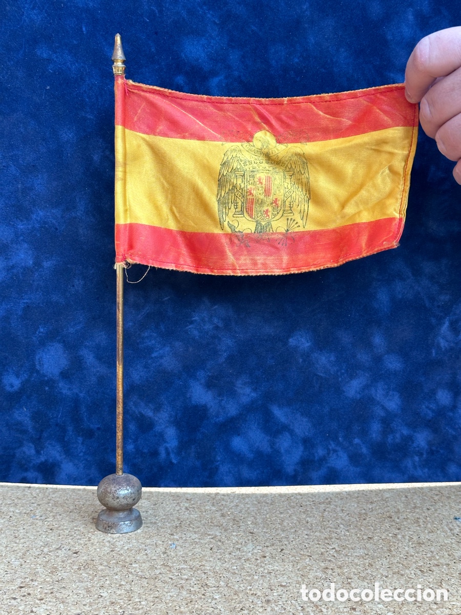 Military Antiques: ANTIGUA BANDERITA SOBREMESA DE ESPA&Ntilde;A EPOCA DE FRANCO BANDERA MESA