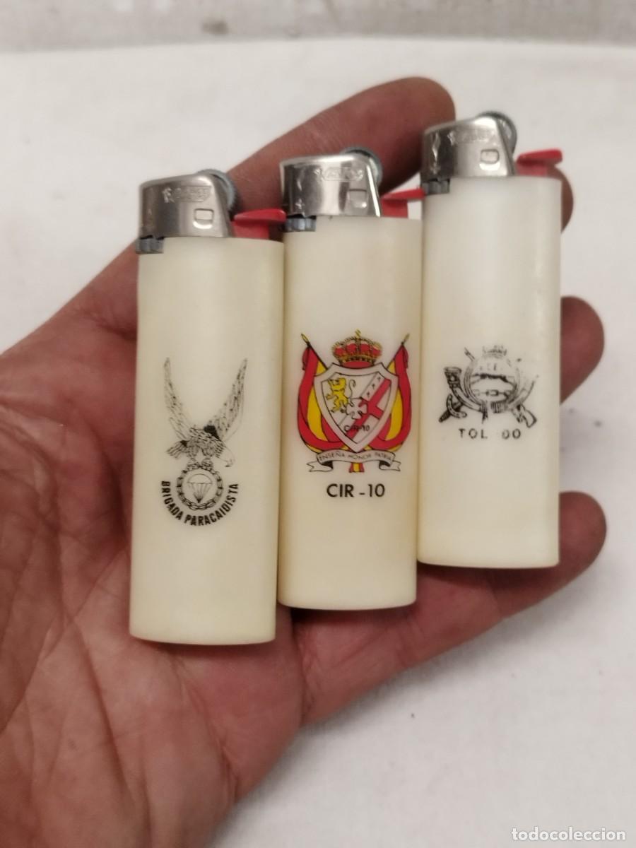 Militaria: 3 mecheros militares, ejercito espa&ntilde;ol. Cir-10, Paracaidistas, Toledo. Sin gas, sin piedra.