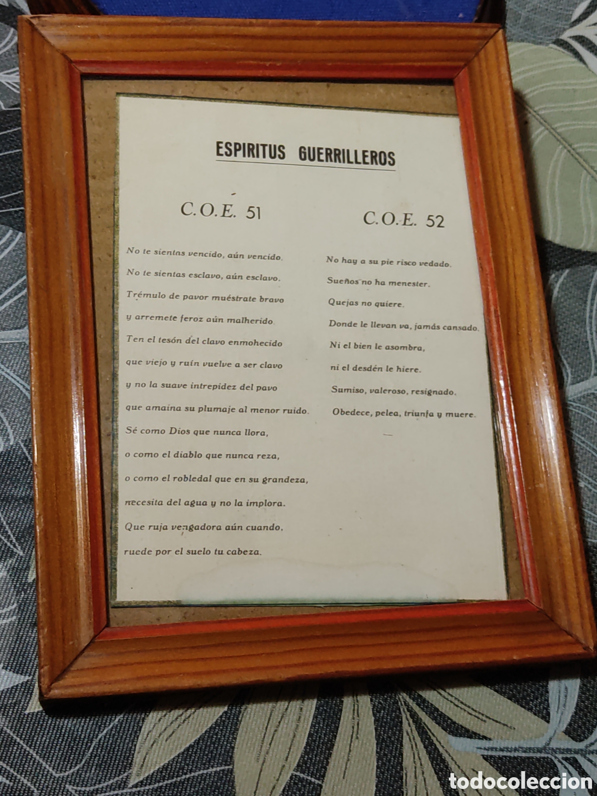 Militaria: Antiguo Cuadro con letras Militares a los Esp&iacute;ritus Guerrilleros C.O.E 51 - C.O.E 52