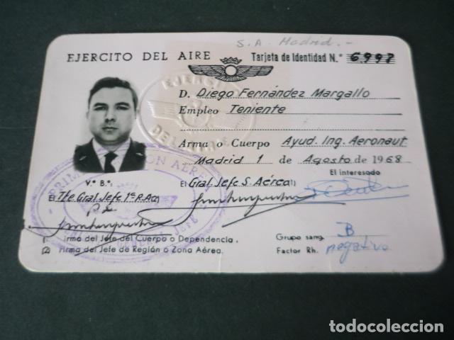 Militaria: CARNET TENIENTE EJERCITO DEL AIRE 1968