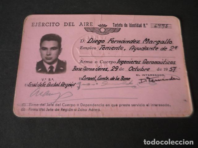 Militaria: CARNET TENIENTE EJERCITO DEL AIRE INGENIERO AERONAUTICO 1957