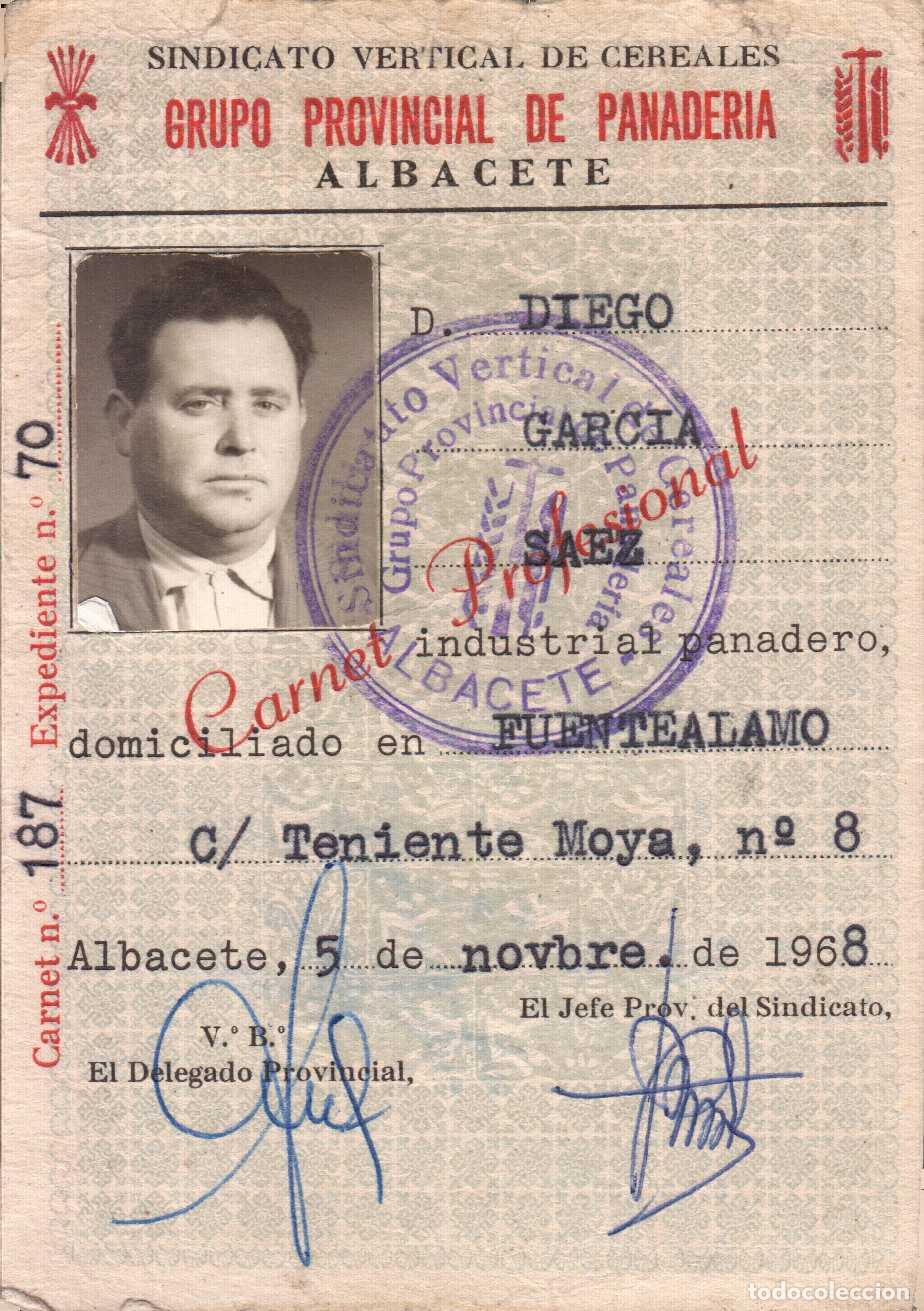 Militaria: CARNET SINDICATO VERTICAL DE CEREALES FALANGE 1968