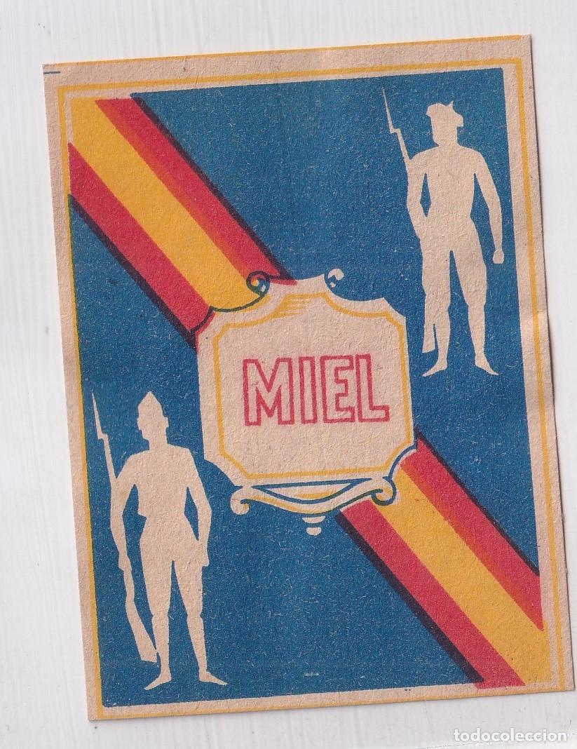 Militaria: Etiqueta patri&oacute;tica Guerra Civil Requete. Falange, requete Miel . 8x 6 cm