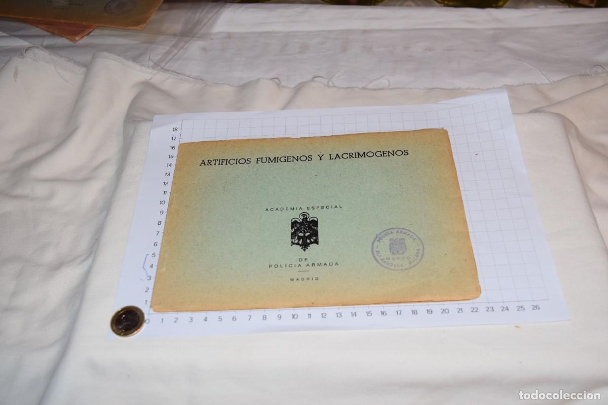 Militaria: Folleto instrucciones y uso, a&ntilde;os 60 - FUM&Iacute;GENOS y LACRIMOGENOS, Academia Especial de POLIC&Iacute;A ARMADA