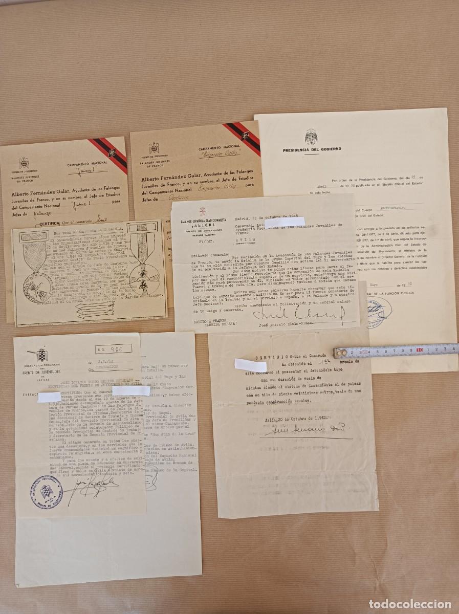Militaria: CERTIFICADOS DE ASISTENCIA CAMPAMENTO JAIME I y EMPERADOR CARLOS Y SERVICIOS FALANGES JUVENILES