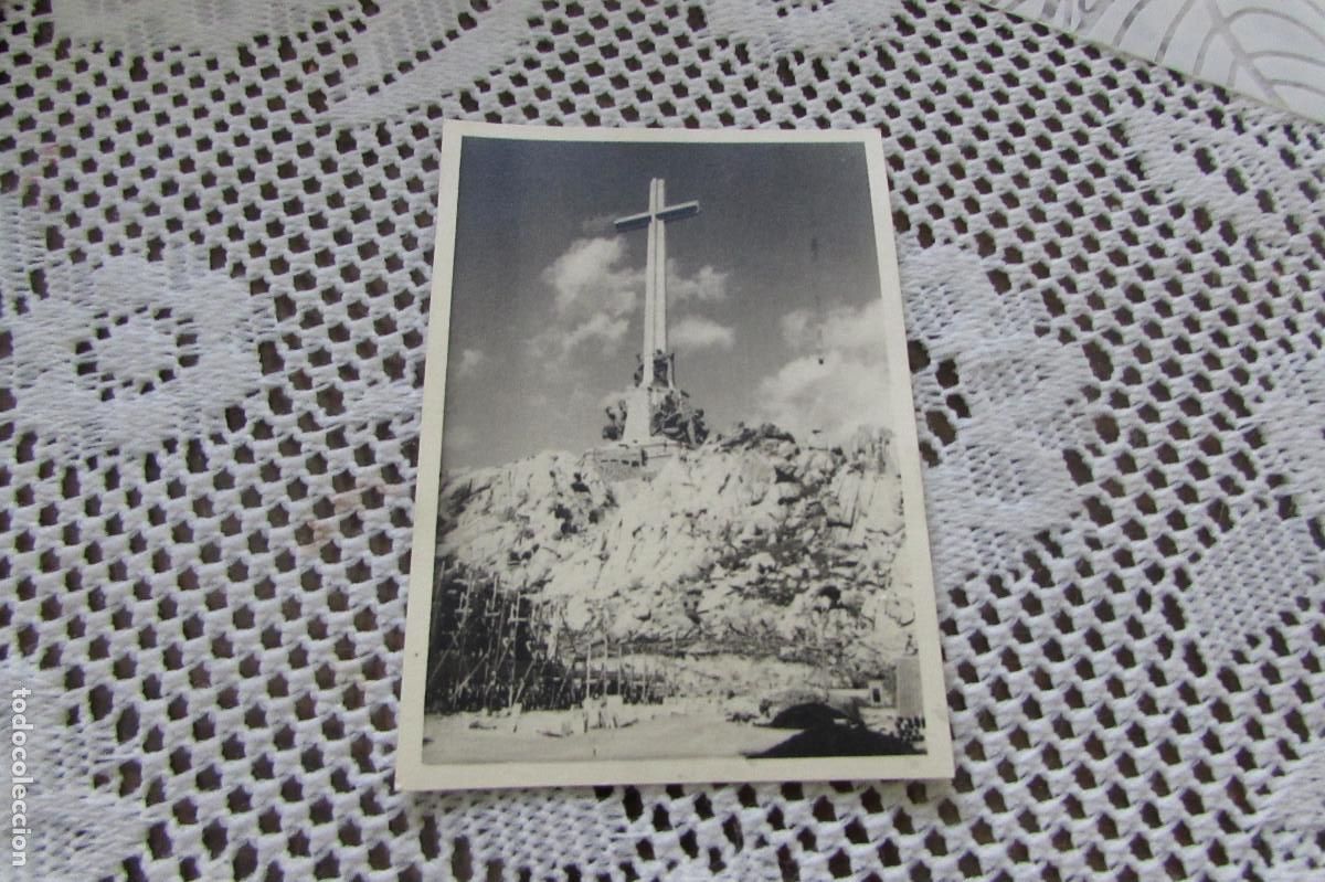 Militaria: ANTIGUA POSTAL VALLE DE LOS CAIDOS
