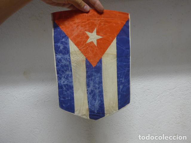Militaria: Antigua bandera o banderin de Cuba de a&ntilde;os 50-60 de la epoca de la Revolucion Cubana, original