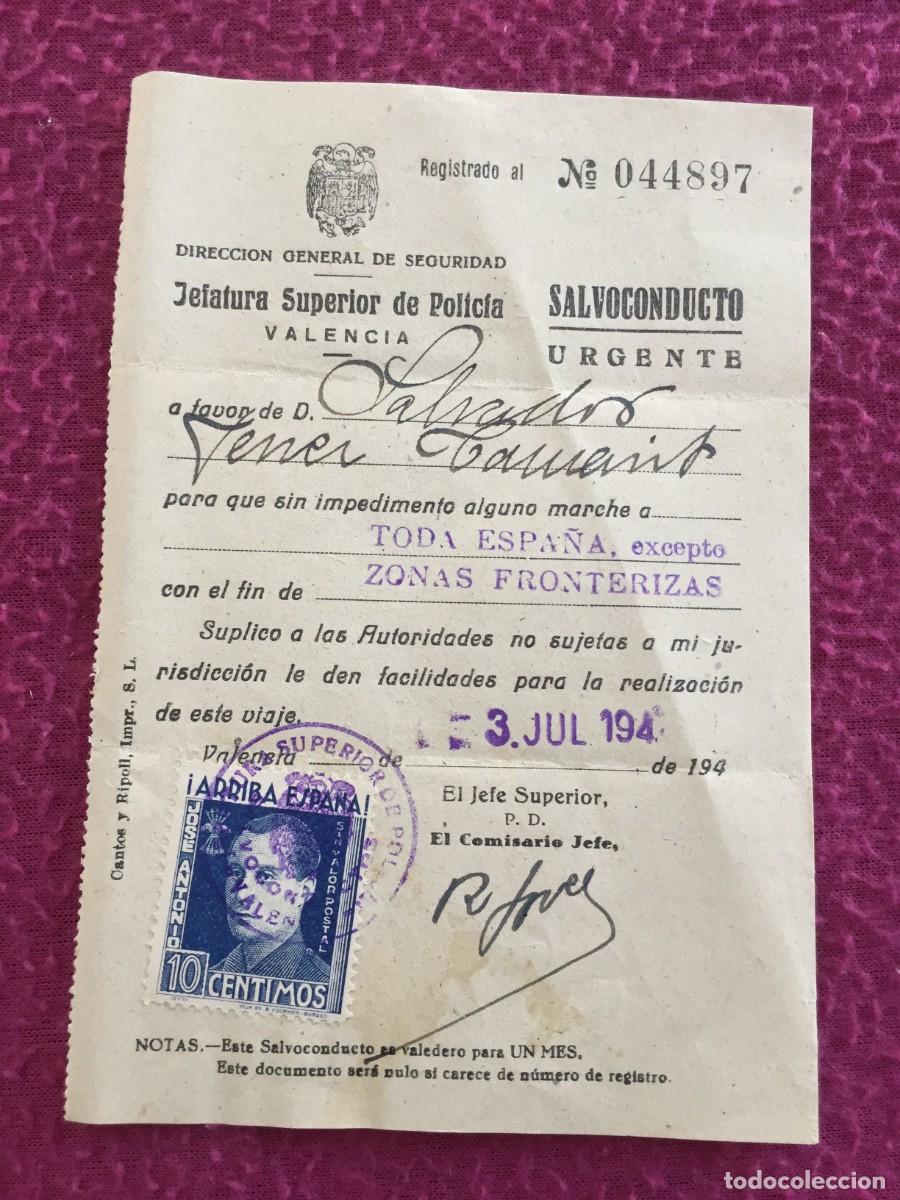 Militaria: SALVOCONDUCTO URGENTE PARA VIAJAR POR ESPA&Ntilde;A CON SELLO DE 10 CENTIMOS - A&Ntilde;OS 40