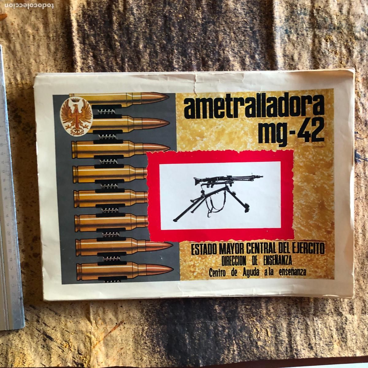 Militaria: AMETRALLADORA MG-42, 25 L&Aacute;MINAS + CAR&Aacute;TULA