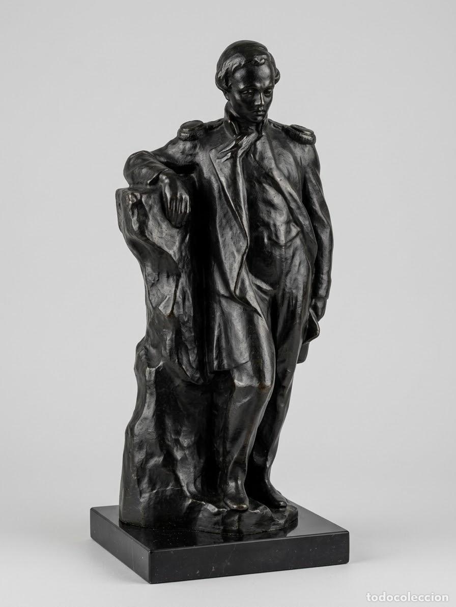 Militaria: Figura monumental A .Lermontov.Kasli