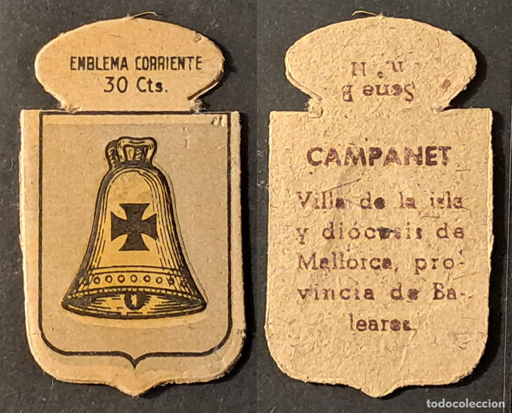 Militaria: Auxilio Social. Emblema corriente 30 cts. Campanet. Serie B n&uacute;mero 11