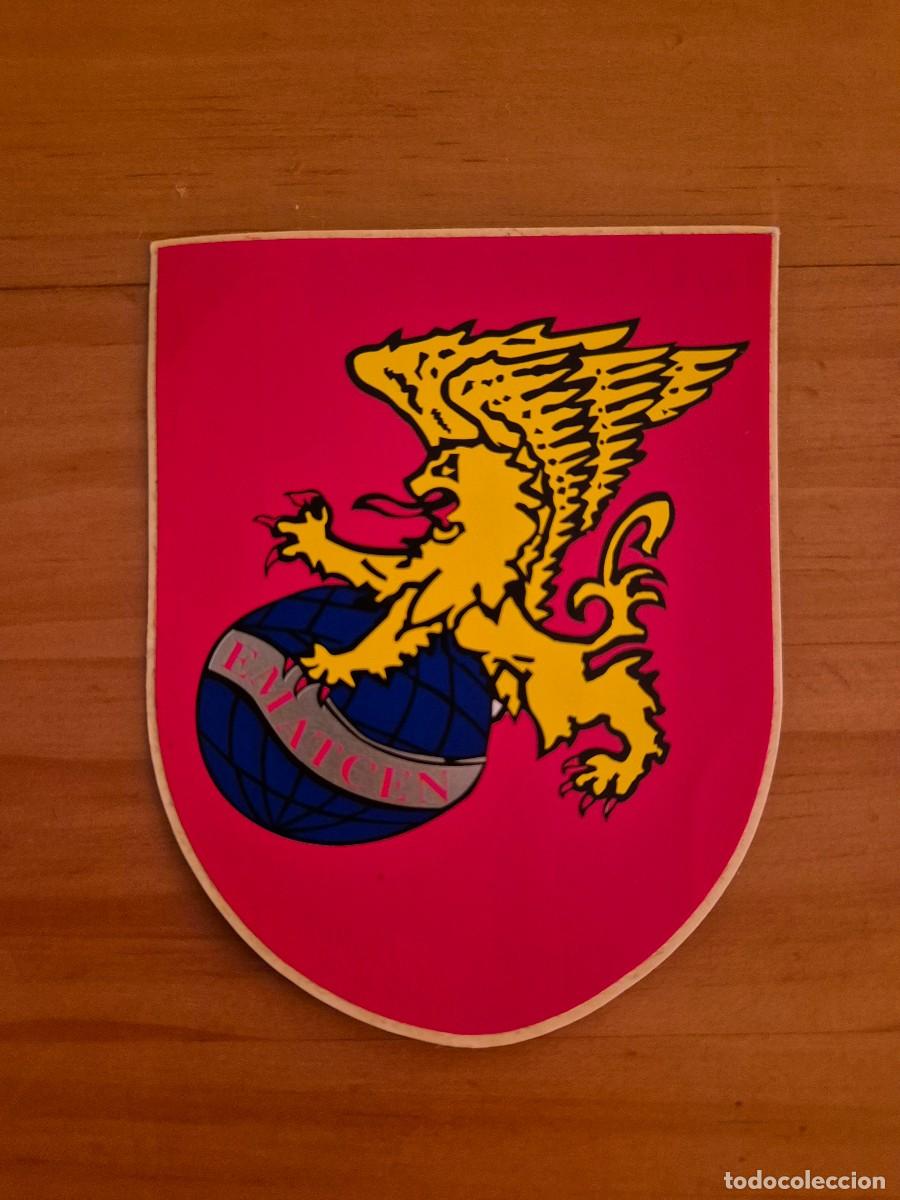 Militaria: PEGATINA ESCUDO EMBLEMA EMATCEN ESCUADRON MEDICO AVANZADO EJERCITO ESPA&Ntilde;A