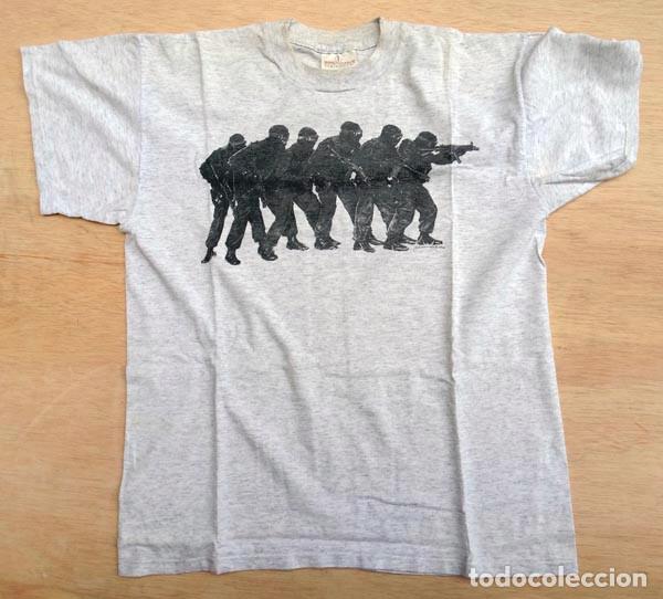 Militaria: CAMISETA &rdquo;T SHIRT&rdquo;. FUERZAS ESPECIALES. FABRICADA POR LA COMPA&Ntilde;&Iacute;A DICK KRAMMER.1992