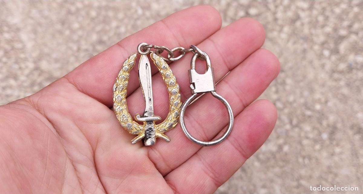 Militaria: LLAVERO COE GOE ANTIGUO