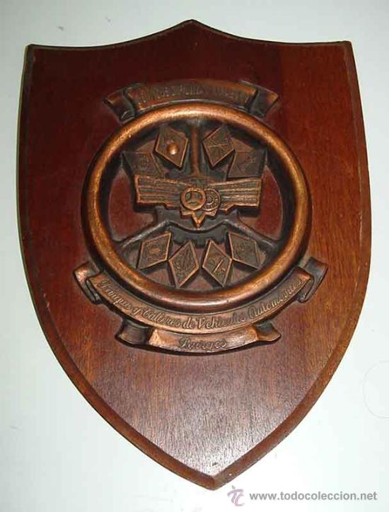 Militaria: ANTIGUA METOPA PARQUE Y TALLERES DE VEHICULOS AUTOMOVILES - BURGOS - CON DISCIPLINA Y TRABAJO - MIDE