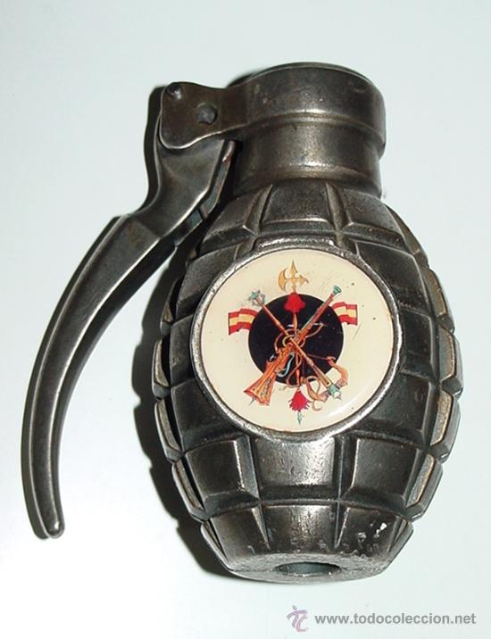 Military Antiques: GRANADA DECORATIVA DE FUNDICION CON MOTIVO LEGIONARIO - LA LEGION - MIDE 10 CMS.- DE ALTURA - REPLIC