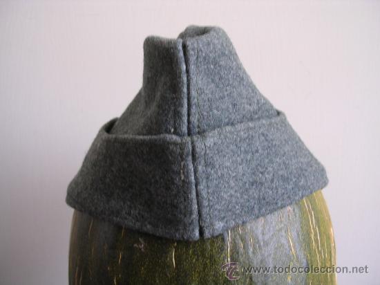 Militaria: Gorra alemana, Feldm&uuml;tze M35 (platanito) verde feldgrau. Wehrmacht  2&ordf;GM