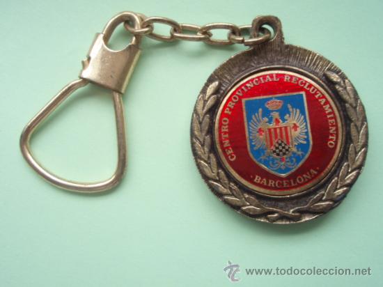 Military Antiques: Antiguo llavero del centro provincial de reclutamiento de Barcelona