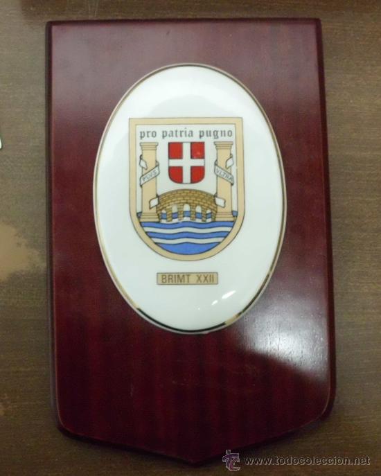 Military Antiques: METOPA BRIMT XXll. BRIGADA DE INFANTERIA MOTORIZADA N&ordm; 22      MET-093