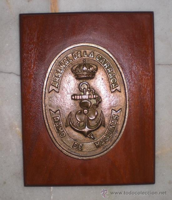 Militaria: Metopa del Arsenal de la Carraca - C&aacute;diz - Ramo de Maquinas. Madera y Bronce.