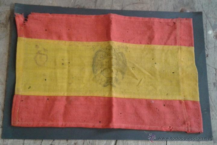 Military Antiques: Bander&iacute;n 1&ordf; &eacute;poca, con &aacute;guila estampada, 29x19cm