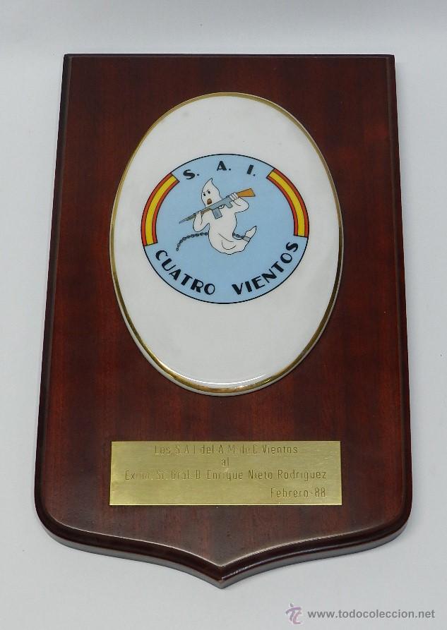 Military Antiques: ANTIGUA METOPA S.A.I. CUATRO VIENTOS, DEDICADA POR LOS S.A.I. DEL A.M. DE CUATRO VIENTOS A SU GENERA