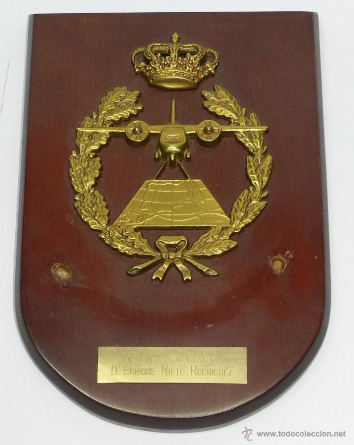 Military Antiques: ANTIGUA METOPA DE AVIACION, DEDICADA A UN GENERAL, LE FALTA EL ROTULO METALICO, TAL COMO PUEDE VERSE