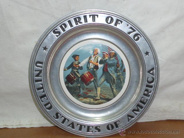 Military Antiques: Gran antiguo plato de metal de Estados Unidos de spirit of 76, del bicentenario 1976.
