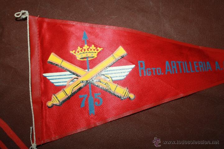 Military Antiques: BANDERIN DE REGIMIENTO DE ARTILLERIA ANTIAEREA DEL AIRE