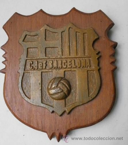 Military Antiques: METOPA DEL FUTBOL CLUB BARCELONA  MET-141