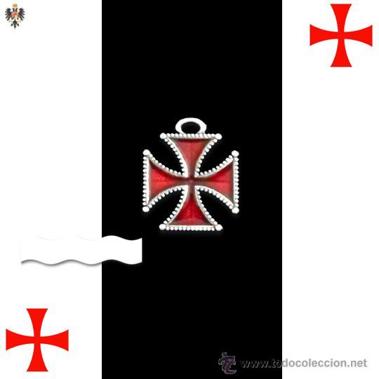 Militaria: MEDALLON TEMPLARIO MOD. CRUZ DE LOS CABALLEROS TEMPLARIOS + CORDON. 4 CMS