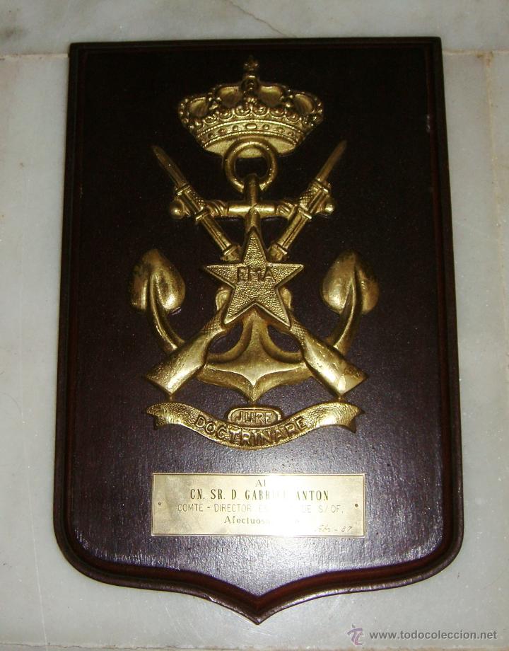 Militaria: Metopa de Bronce. EMA. Escuela de S/OF