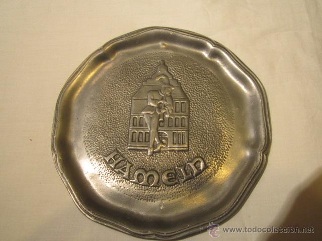 Military Antiques: Antiguo plato alem&aacute;n de esta&ntilde;o - Hameln -. 13 cms. de di&aacute;metro
