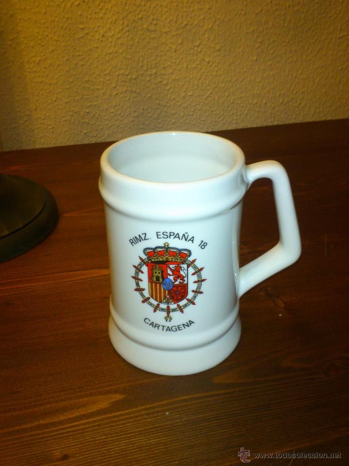 Military Antiques: Jarra de cerveza 33cl Regimiento Infanteria Mecanizada Espa&ntilde;a 18 Cartagena