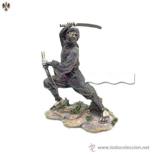 Militaria: FIGURA NINJA SAMURAI KATANA POLICROMADA. 16 X 10 CMS