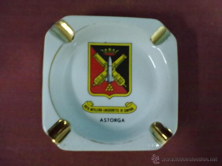 Militaria: CENICERO REGIMIENTO ARTILLERIA LANZACOHETES CAMPA&Ntilde;A ASTORGA.