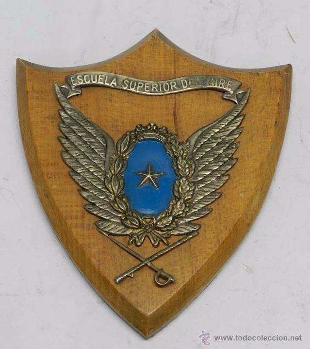 Military Antiques: METOPA DE LA ESCUELA SUPERIOR DEL AIRE, ESTADO MAYOR, MIDE 17 CMS.