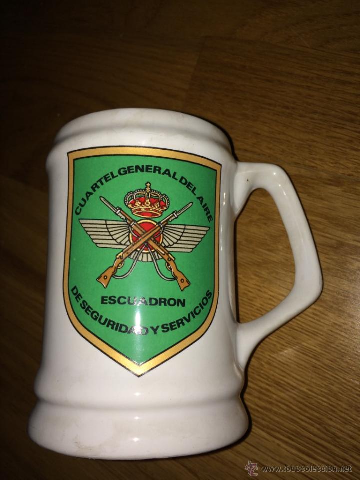 Military Antiques: JARRA CERAMICA MILITAR CUARTEL GENERAL DEL AIRE ESCUADRON SEGURIDAD Y SERVICIO