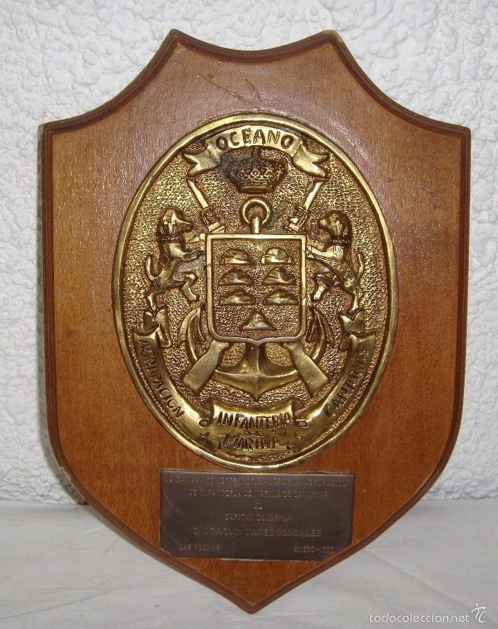 Militaria: Antigua Metopa de bronce. AGRUPACI&Oacute;N CANARIAS. INFANTER&Iacute;A DE MARINA.