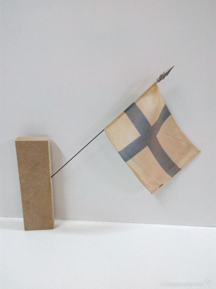 Military Antiques: BANDERA DE FINLANDIA . POSIBLEMENTE DE UNA CONVENCION O CONGRESO