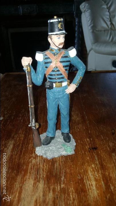 Militaria: Figura de soldados en resina