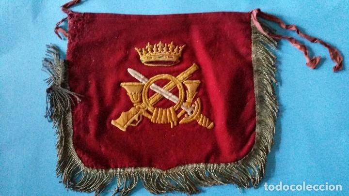 Militaria: BANDERIN INFANTERIA PRECONSTITUCIONAL,MUY ANTIGUO.