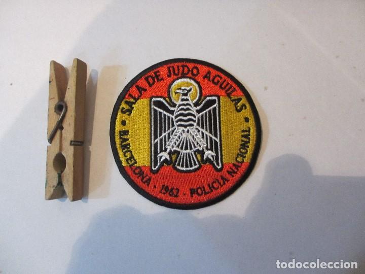 Military Antiques: parche bordado de judo aguilas policia nacional
