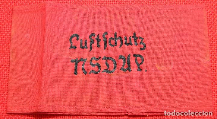 Militaria: Repro - Brazalete - Party member assigned to the Luftschutz NSDUP