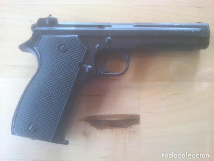Military Antiques: R&eacute;plica pistola 1935A de peque&ntilde;o tama&ntilde;o