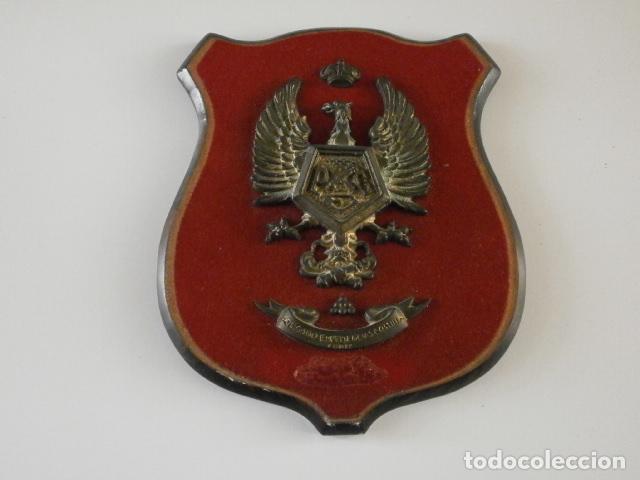 Military Antiques: METOPA POLICONO EXPERIENCIAS COSTILLA CADIZ  MET-168