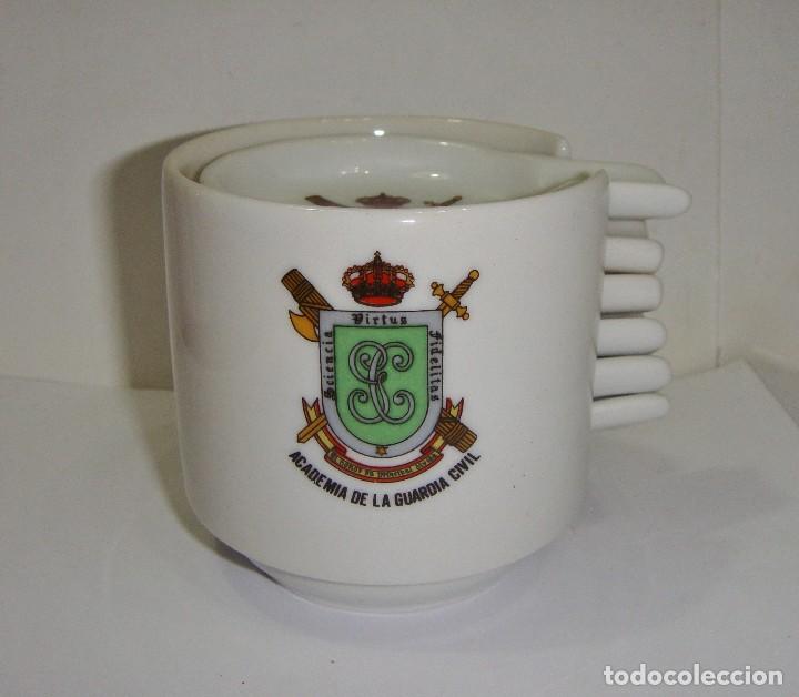 Military Antiques: Ceniceros de Cer&aacute;mica Individuales. Academia de la Guardia Civil.