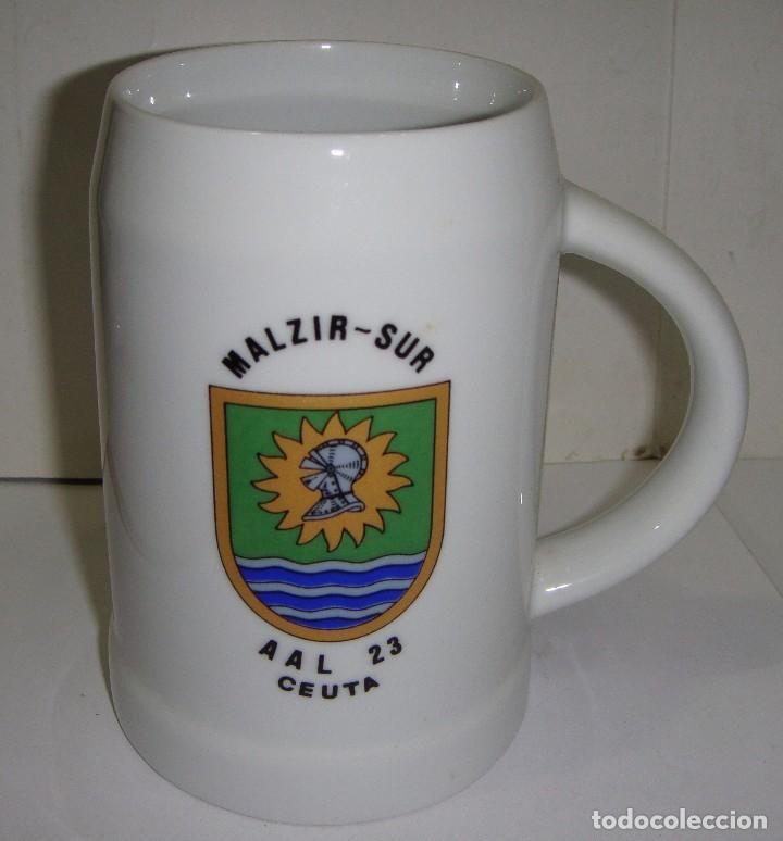 Military Antiques: Jarra de Colecci&oacute;n. Cer&aacute;mica. Malzir - Sur. AAL 23. Ceuta.