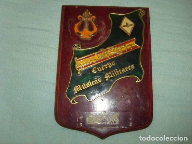 Militaria: metopa cuerpo musicas militares